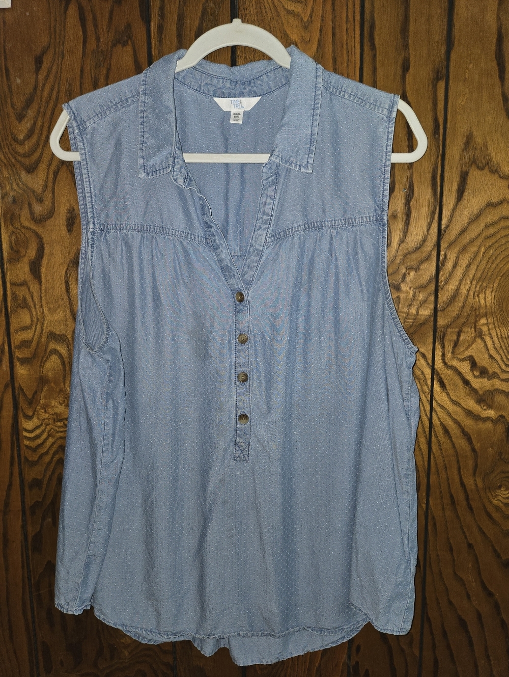 Time and Tru Light Blue Sleeveless Button Henley Chambray Top